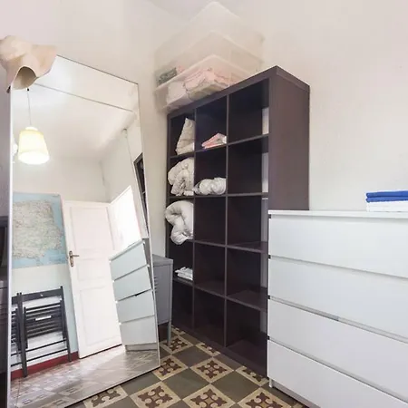 Apartamento Arrendamiento De Temporada En Ruzafa *