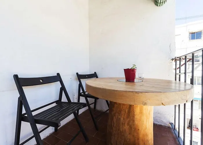 Arrendamiento De Temporada En Ruzafa アパート *